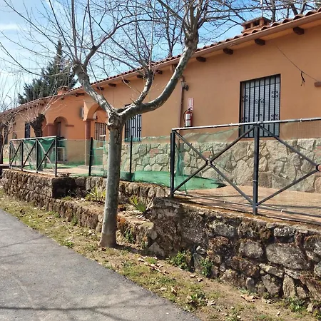 Camping-Bungalows-Cabanas La Vera Jarandilla de la Vera Exterior photo