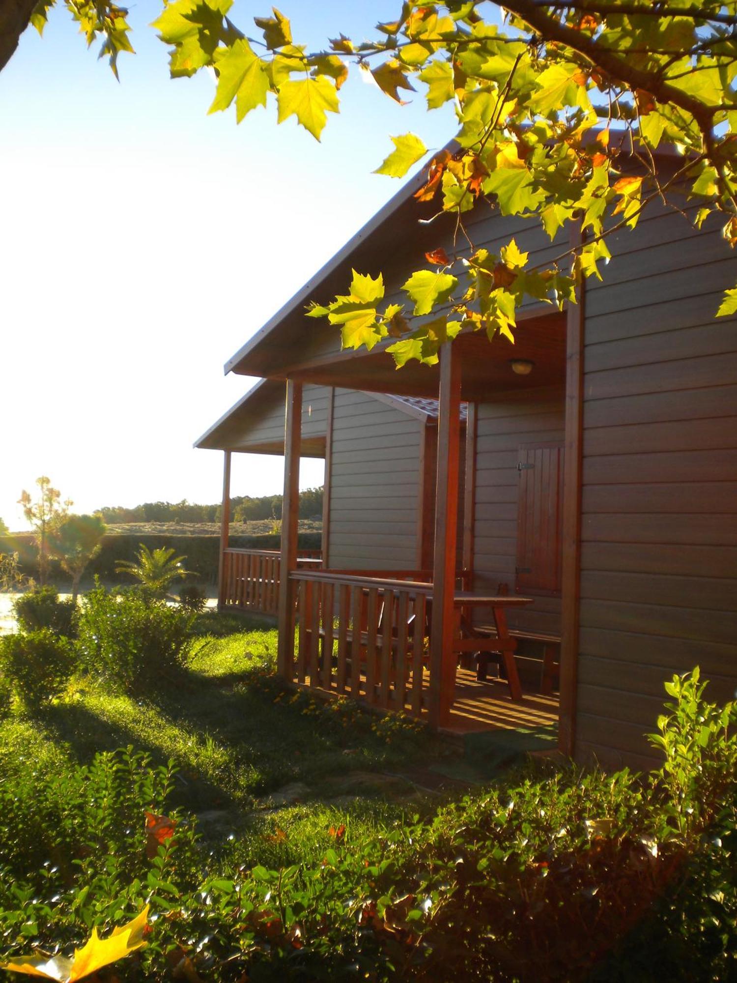 Camping-bungalows-cabanas La Vera *