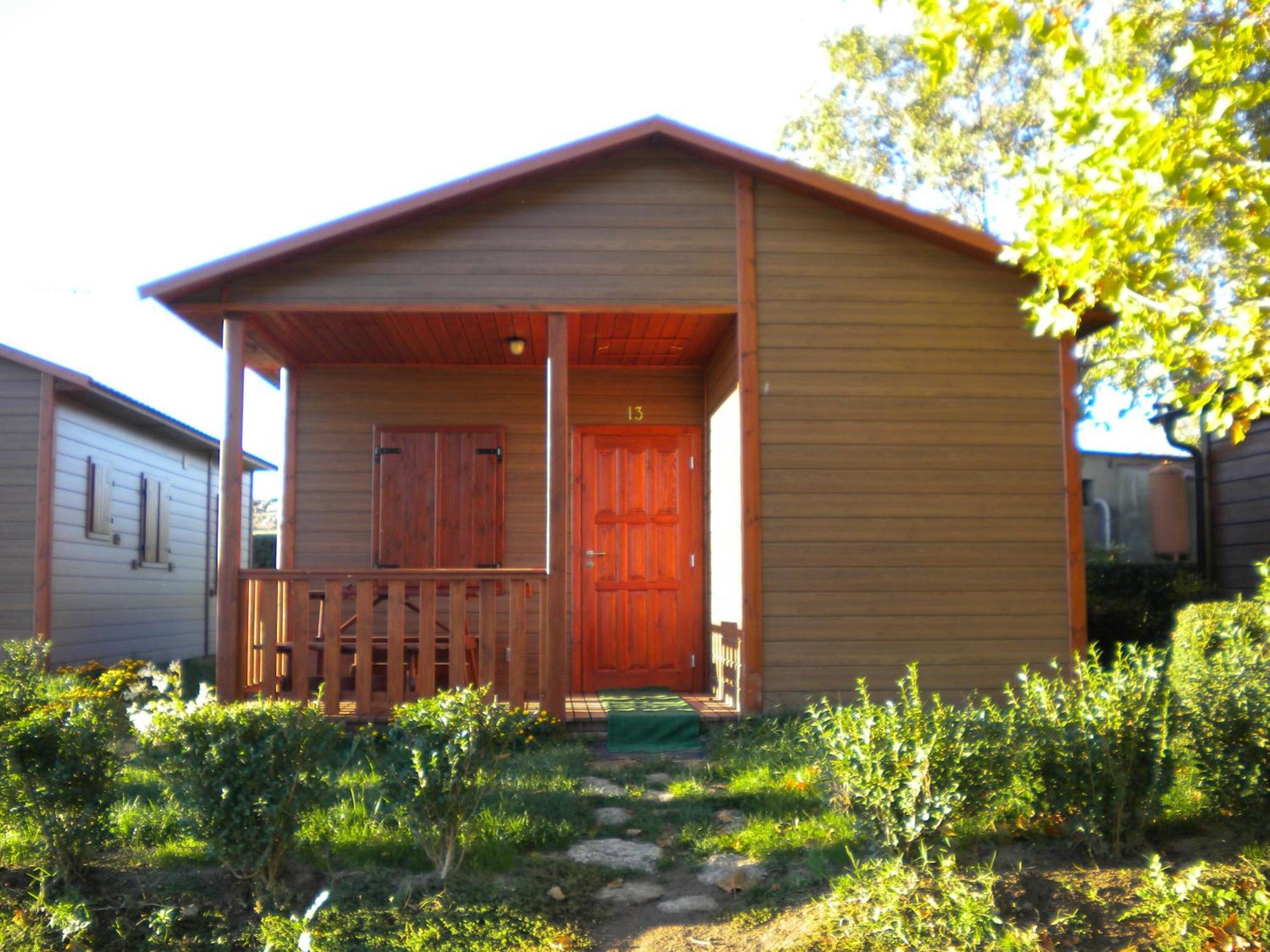 Camping-bungalows-cabanas La Vera Campsite